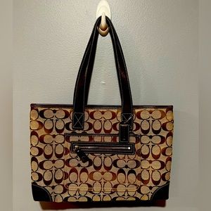 Coach tote- never used